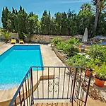 فيلة Laura-29a - Pretty With Garden And Private Pool In *