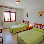 فيلة Laura-29a - Pretty With Garden And Private Pool In