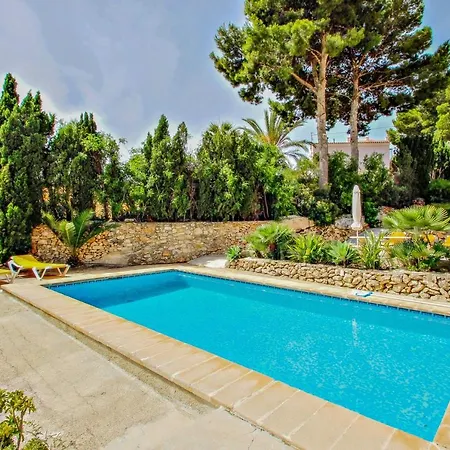 Laura-29a - Pretty With Garden And Private Pool In