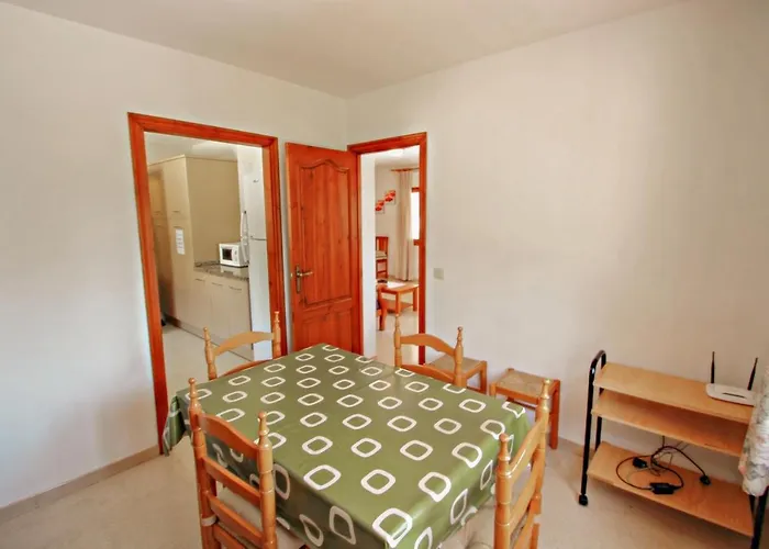 Laura-29a - Pretty With Garden And Private Pool In *